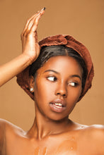 Load image into Gallery viewer, Hunie Clarifying Shampoo 2.0 $20.99